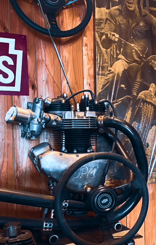 バイクのエンジン部分